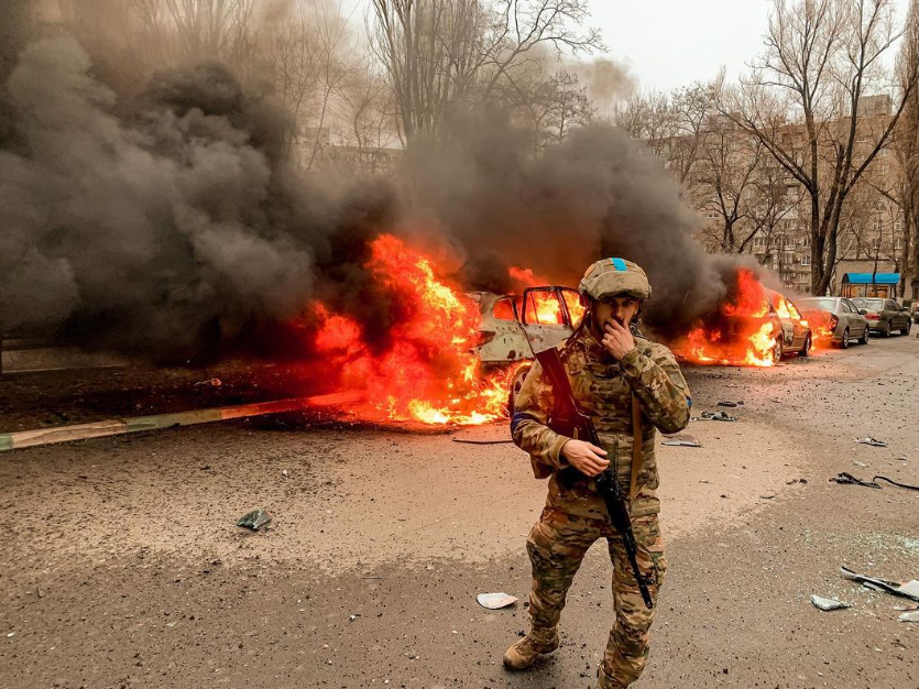 "Глаза Азовстали". Где сейчас Дмитрий Козацкий, фото которого в начале войны поразили весь мир